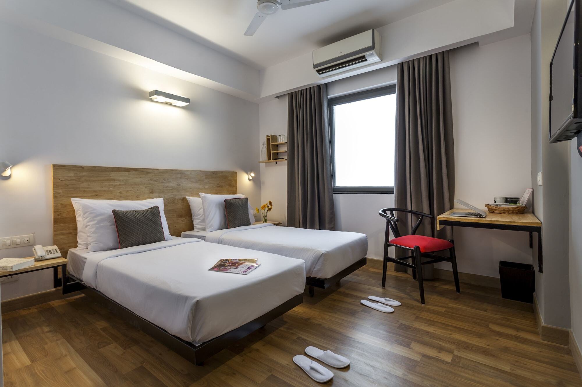 Townhouse Sohna Road 2 Hotel Gurgaon Exterior foto